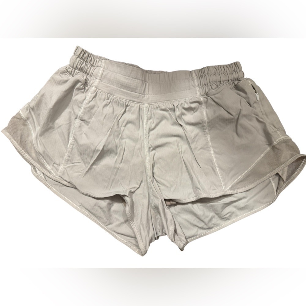 lululemon athletica Light Gray Athletic Shorts Size 4